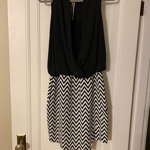 Karen Kane, medium. NWT